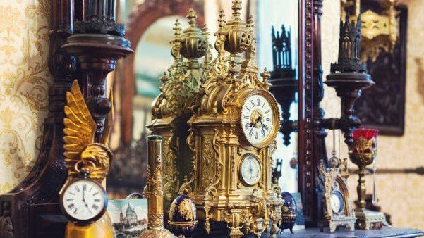 We buy and sell vintages in Savannah, Georgia. Updated 2025