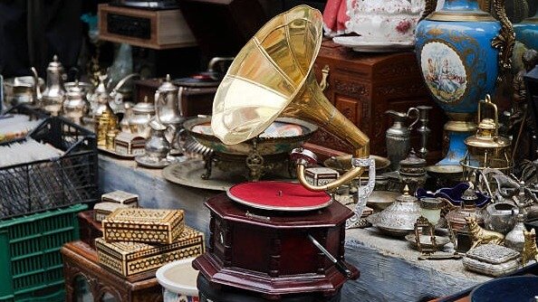 We buy antiques Savannah, Georgia. Updated 2025